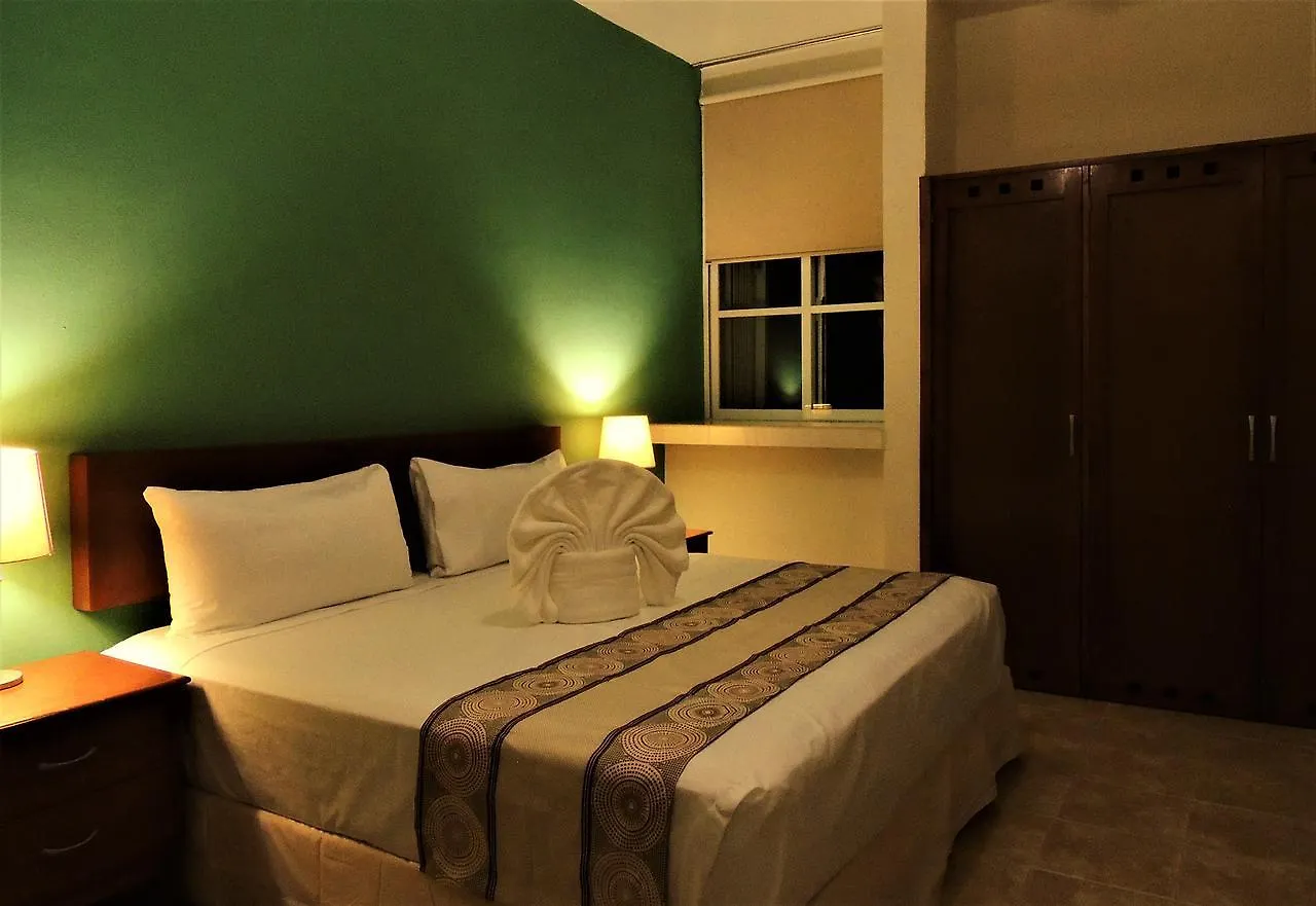 Maya Suites By Lhmg Playa del Carmen 3*,  Mexico